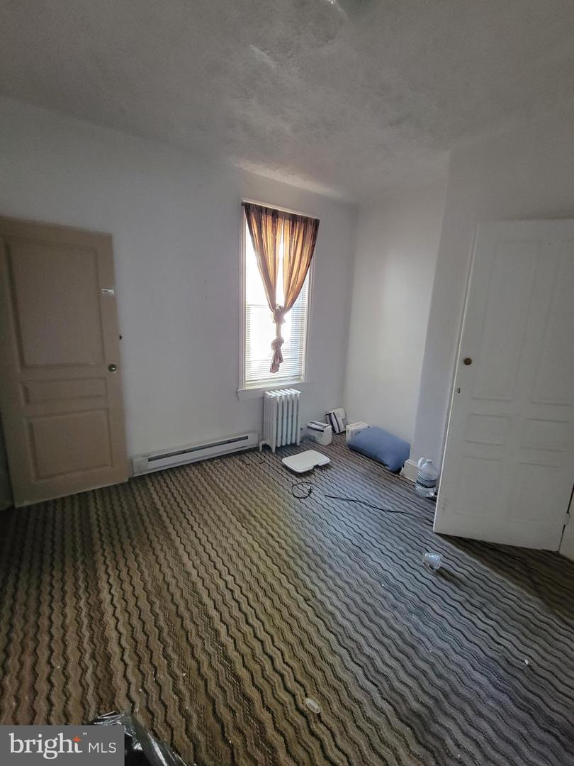 2246 N Carlisle St Property Photo 21