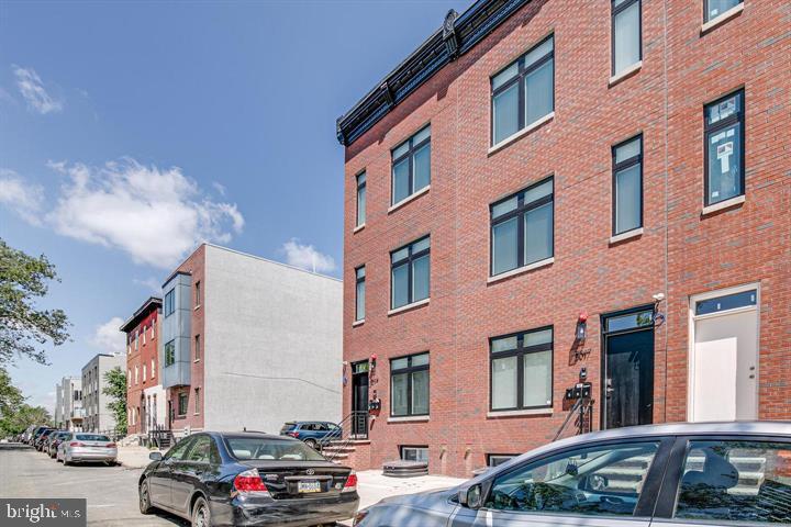 2015-2019 N College Ave Property Photo 2