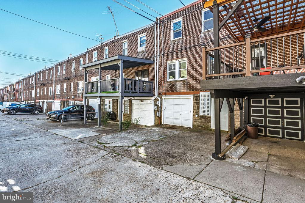 127 Fern St Property Photo 11