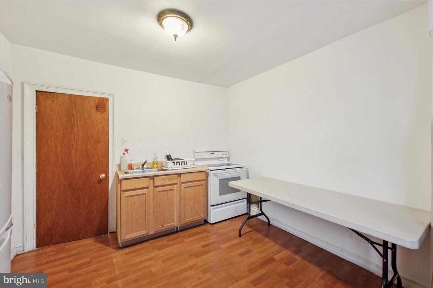 145 E Lehigh Ave Property Photo 16