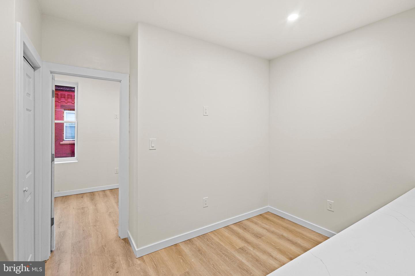 1337 W Rush St Property Photo 19