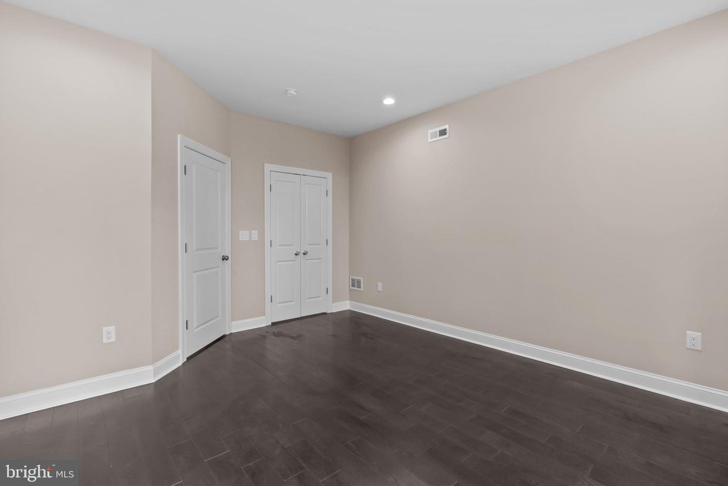 2113 Reed St Property Photo 14