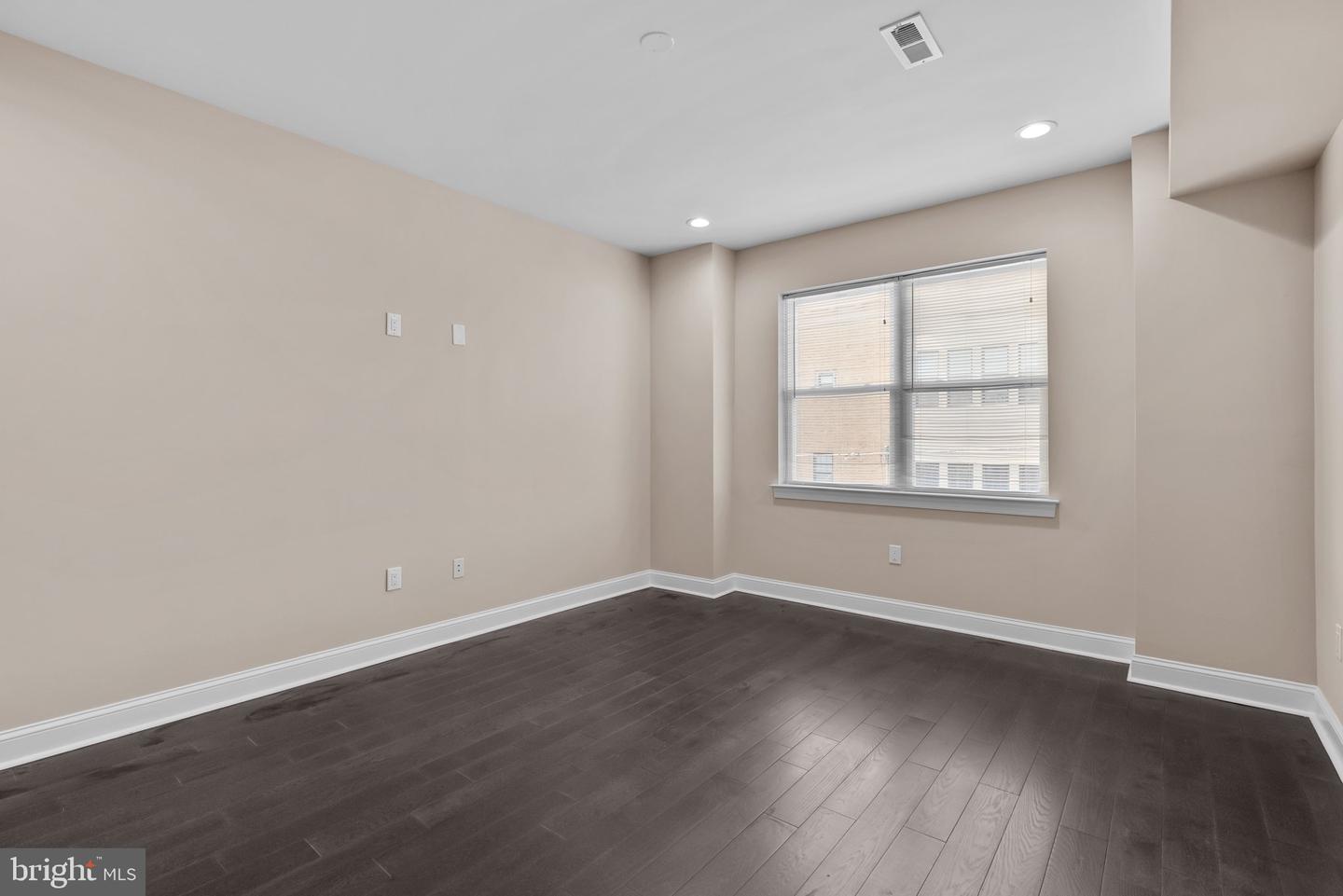 2113 Reed St Property Photo 23
