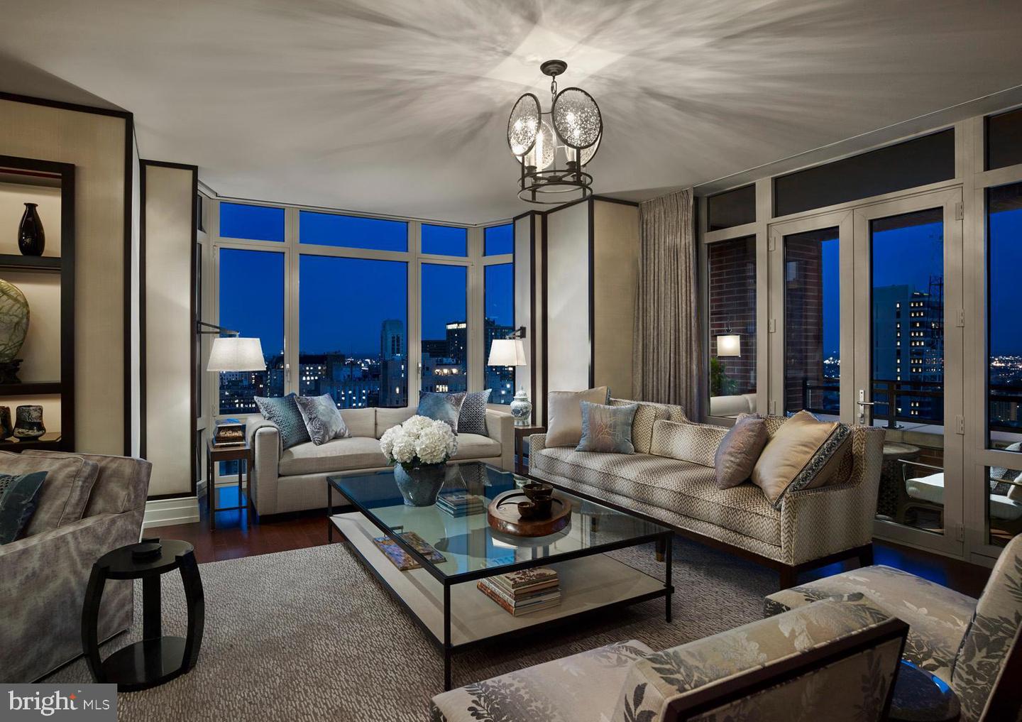 130-00 S 18TH ST #2803 Property Photo 1