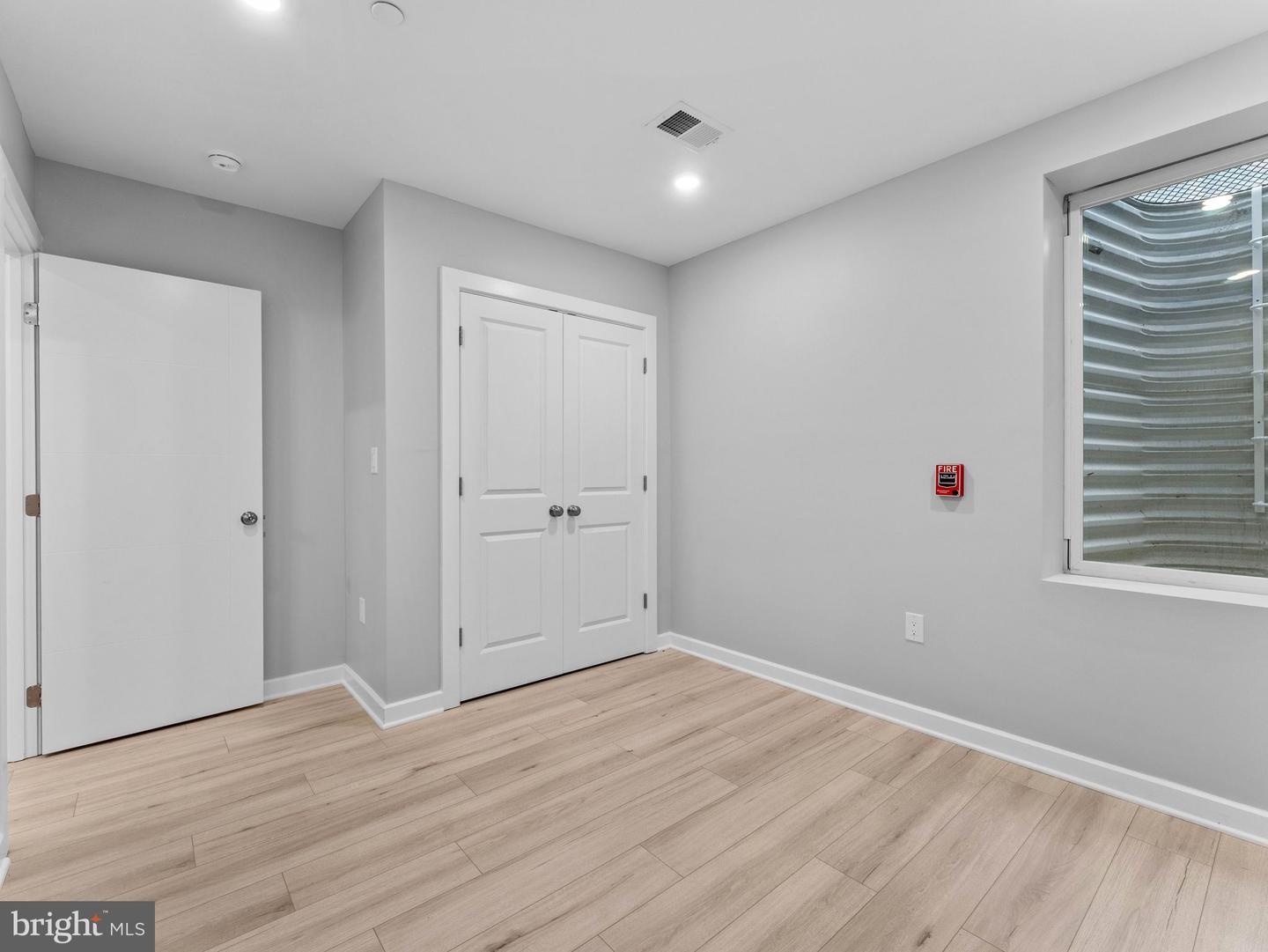 1682 N 54th St #2 Property Photo 12