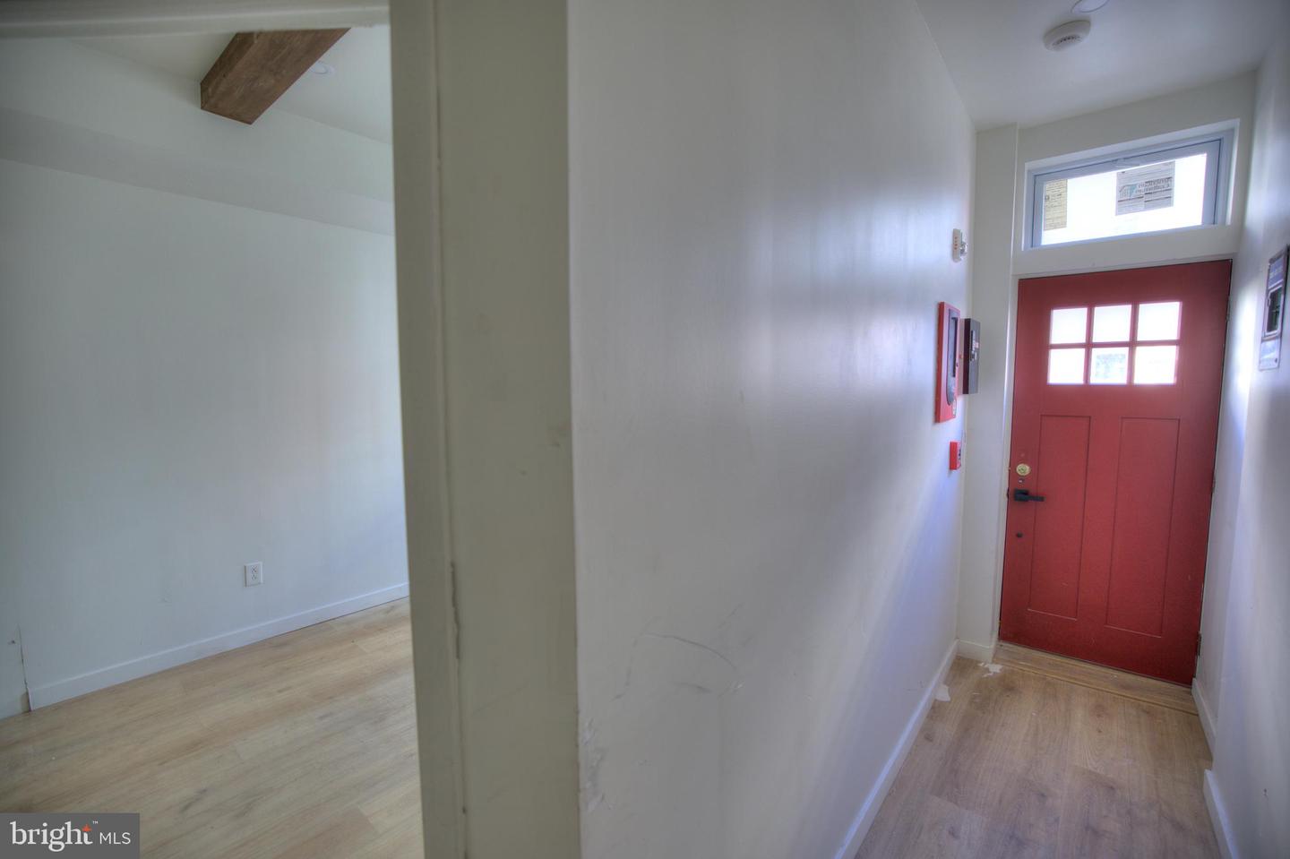 1640 W Stiles St Property Photo 4