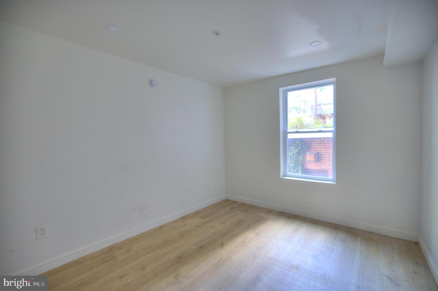 1640 W Stiles St Property Photo 20