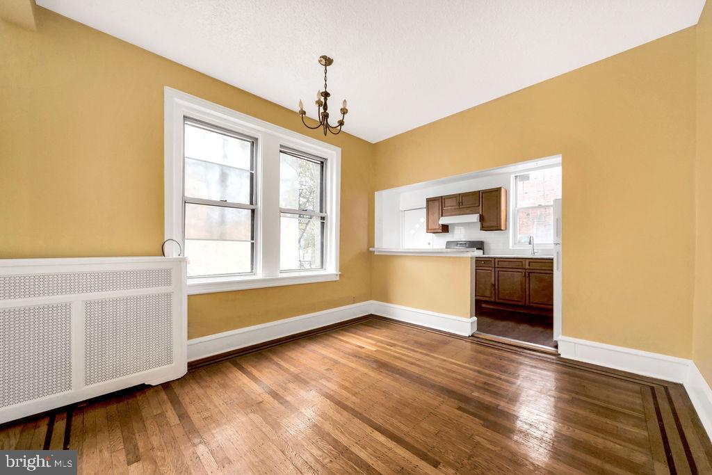 152 S 60th St Property Photo 12