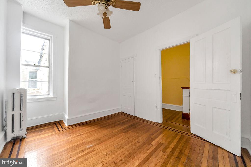 152 S 60th St Property Photo 17