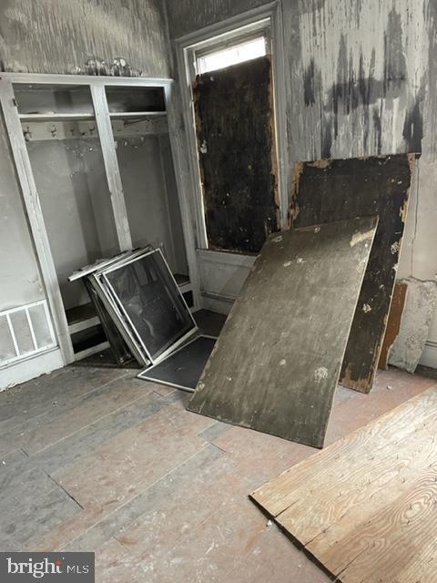 2611 W Montgomery Ave Property Photo 10