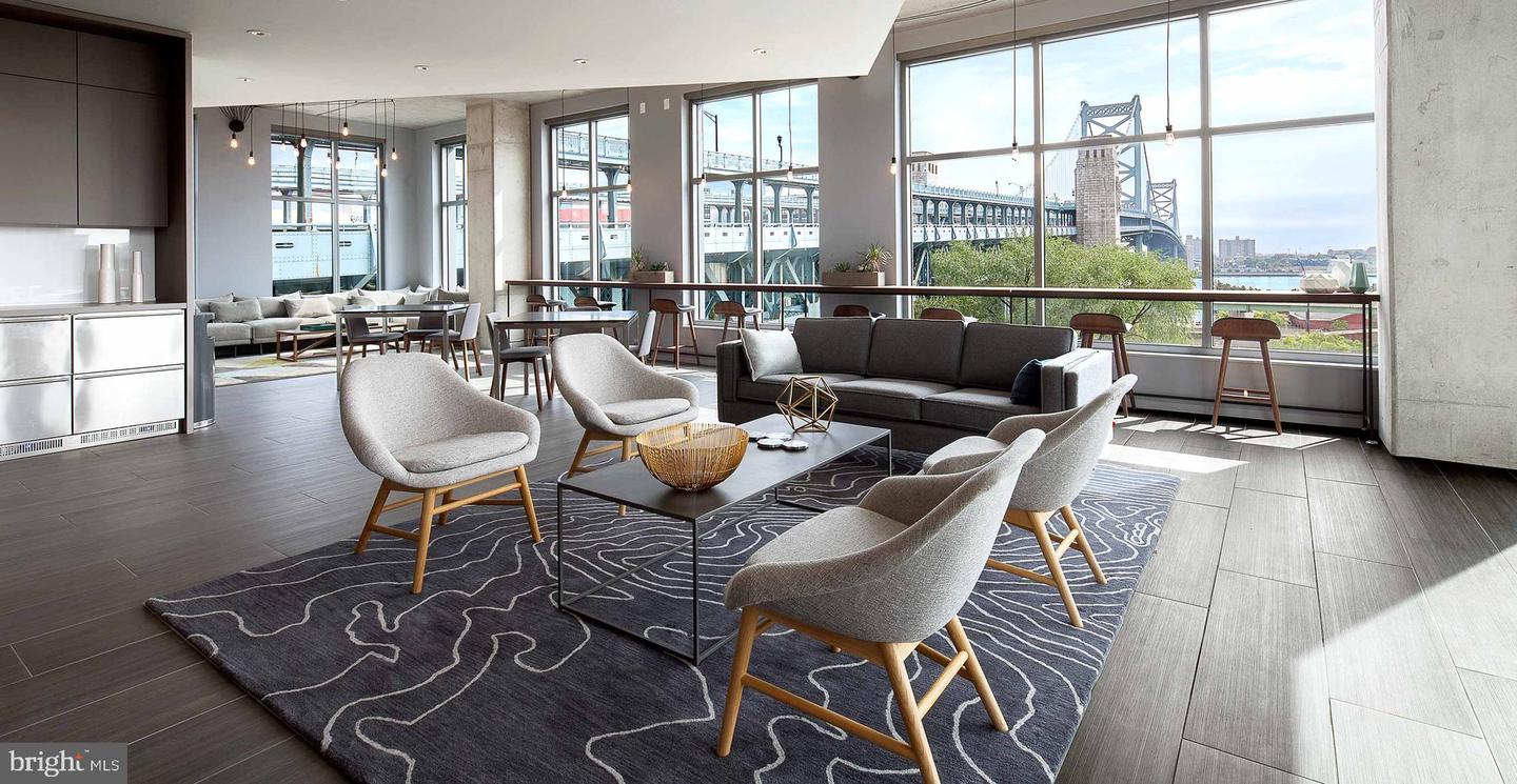 205 RACE ST #2B-09F Property Photo 1