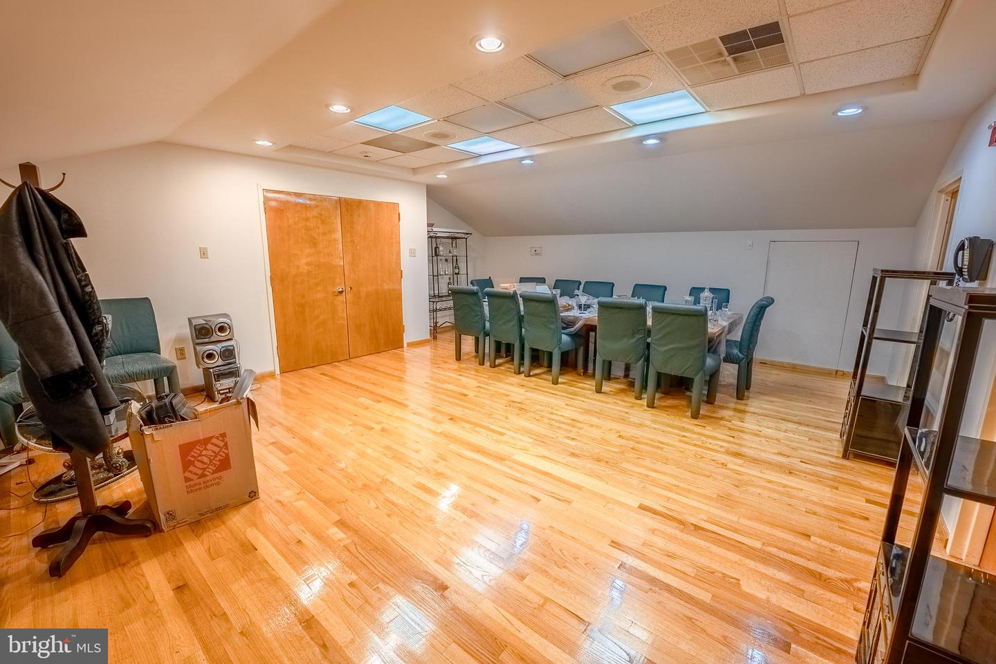 2708 Commerce Way #401 Property Photo 8