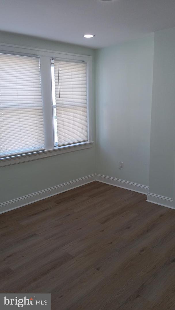 2144 Eastburn Ave Property Photo 15