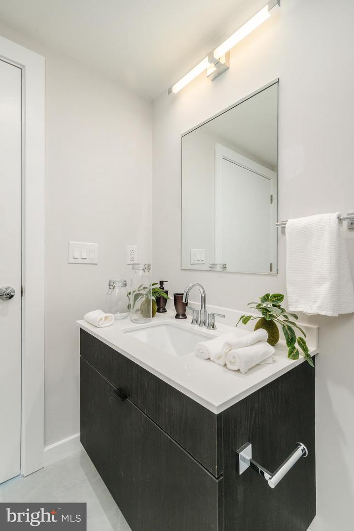 3449 Scotts Ln #b413 Property Photo 12