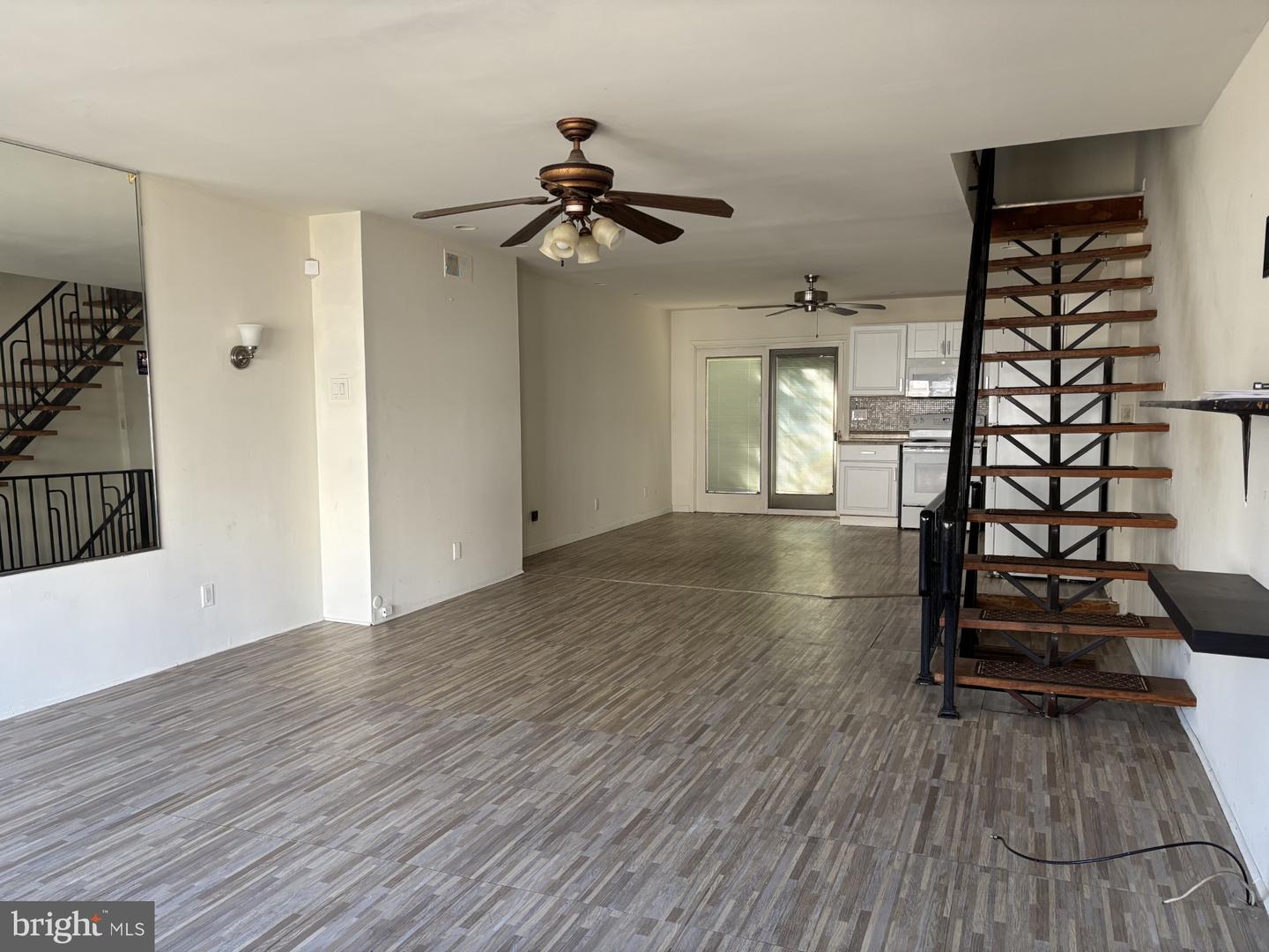 2654 Bonaffon St Property Photo 2