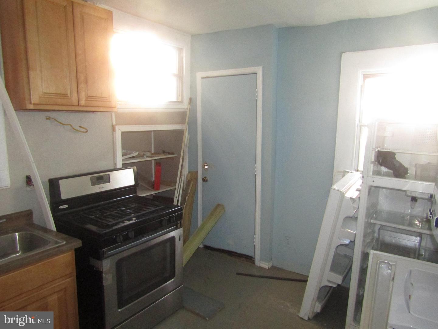 1827 W Rockland St Property Photo 9