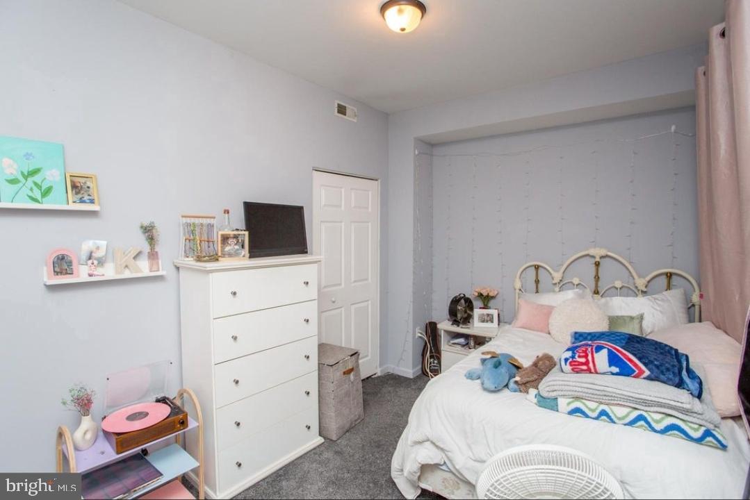 1814 N Bouvier St Property Photo 11