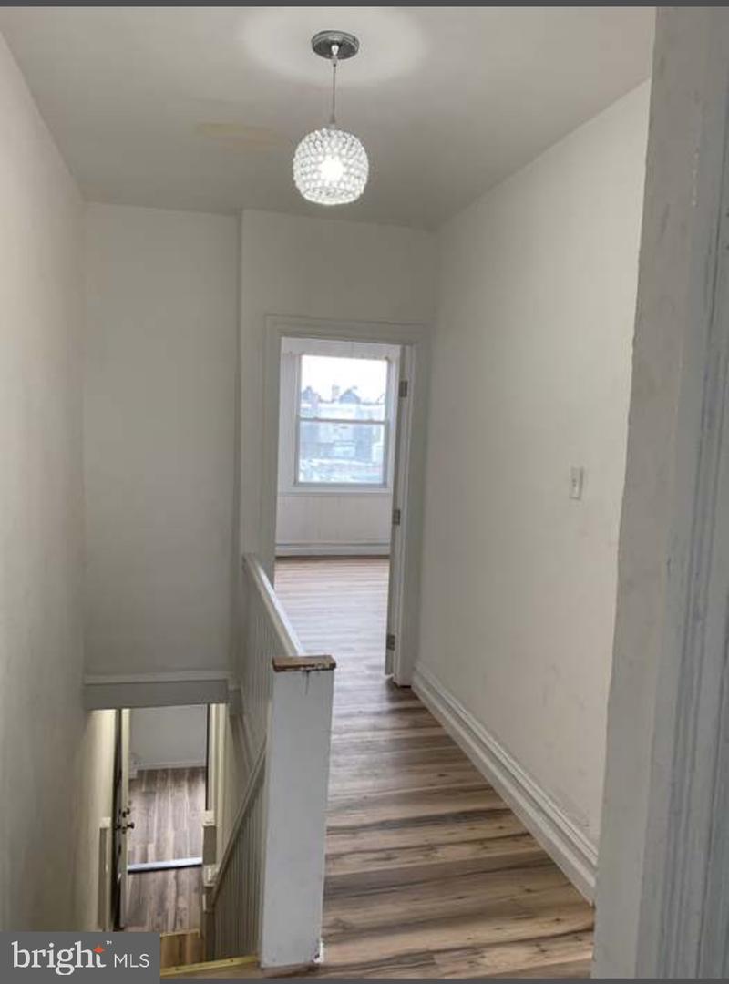 5849 Ludlow St Property Photo 6