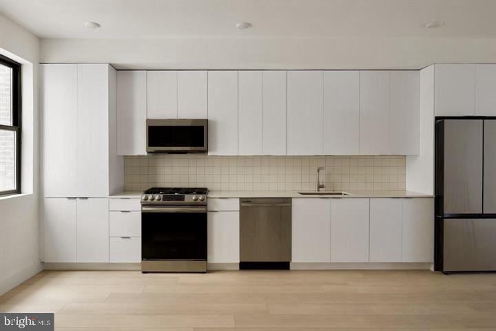 2007 Cambridge St Property Photo 12
