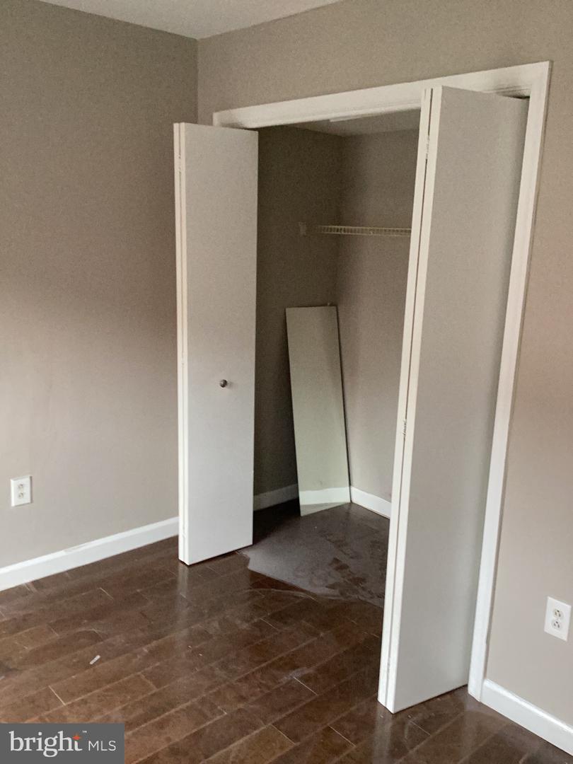 1618 W Diamond St Property Photo 8