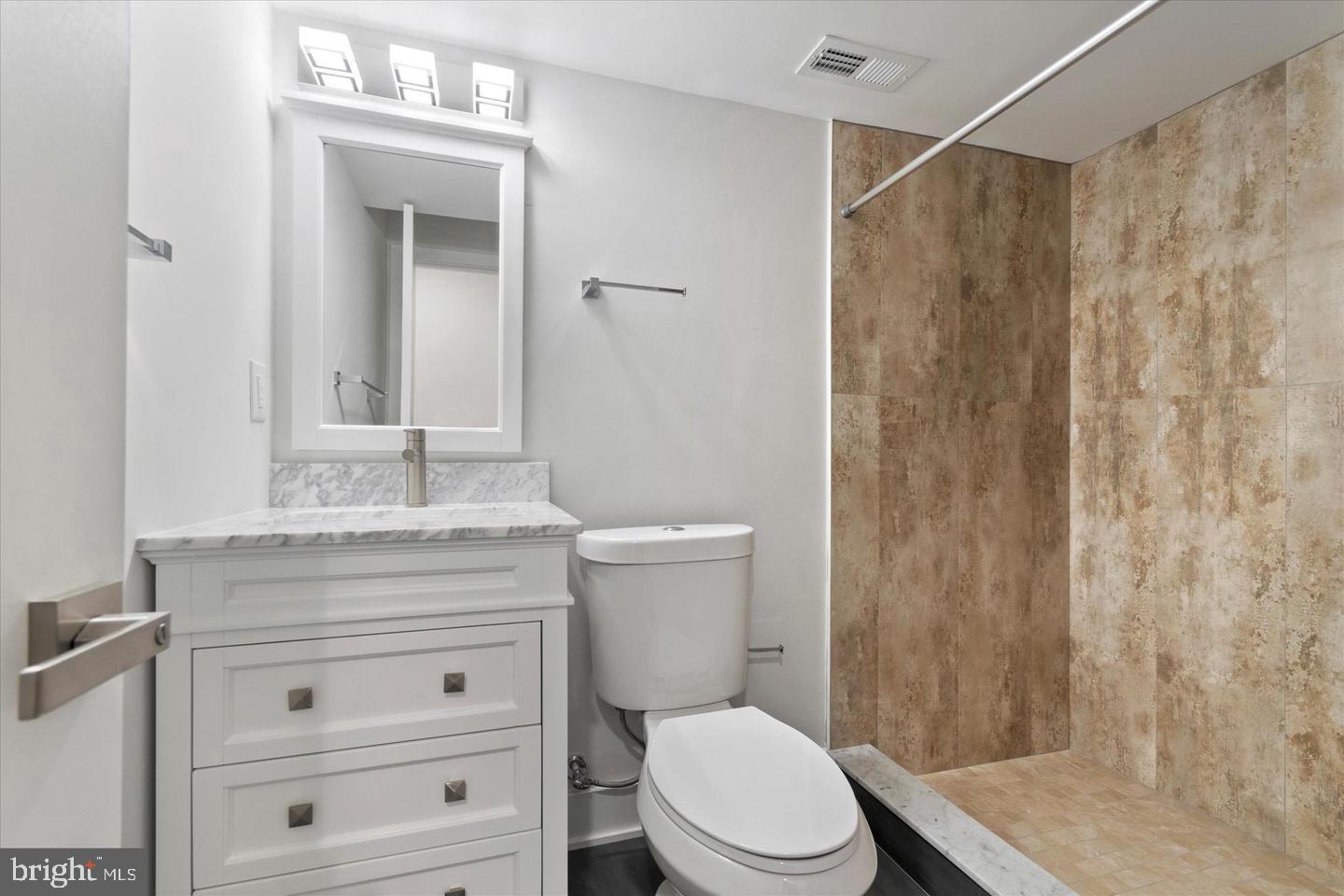 321 W Berks St Property Photo 10