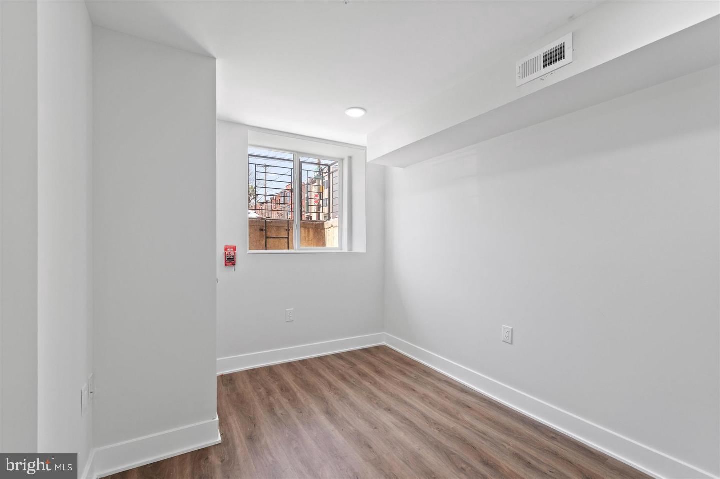 321 W Berks St Property Photo 11