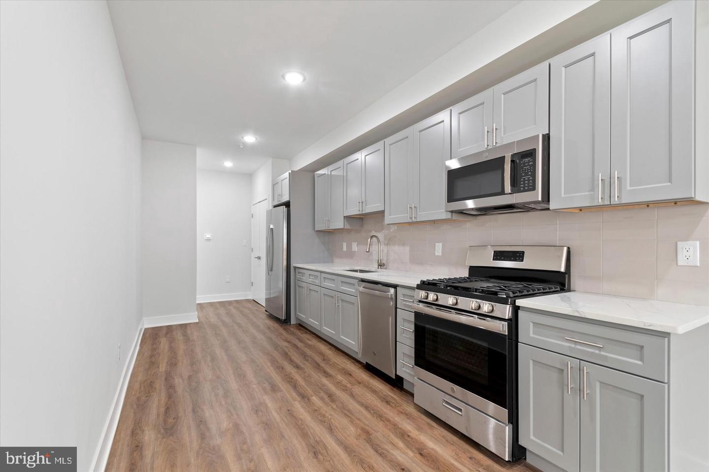 321 W Berks St Property Photo 14