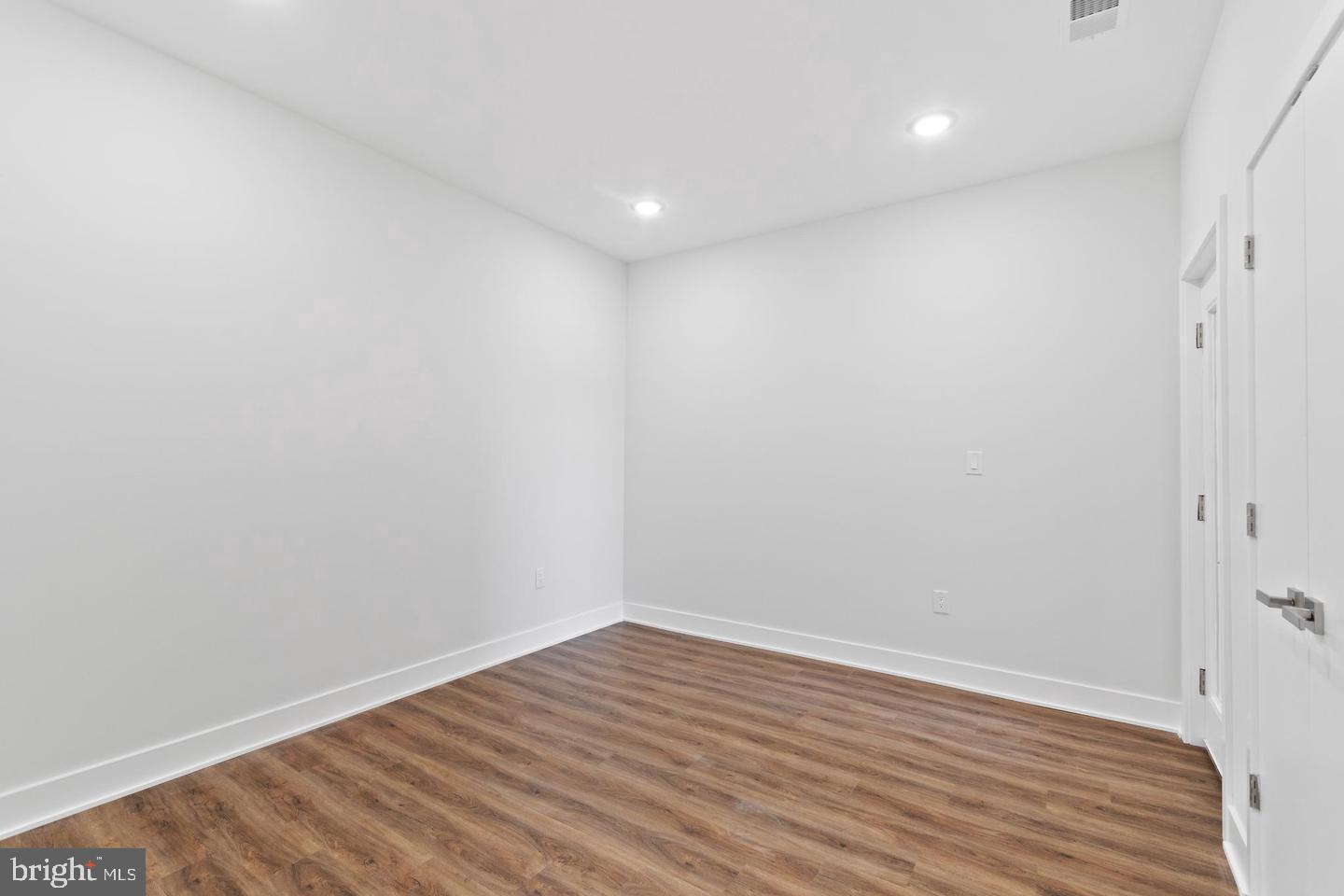 321 W Berks St Property Photo 24