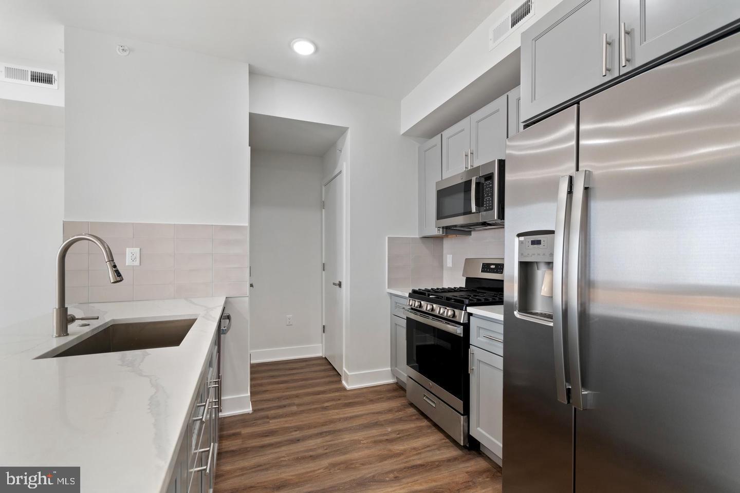 321 W Berks St Property Photo 29