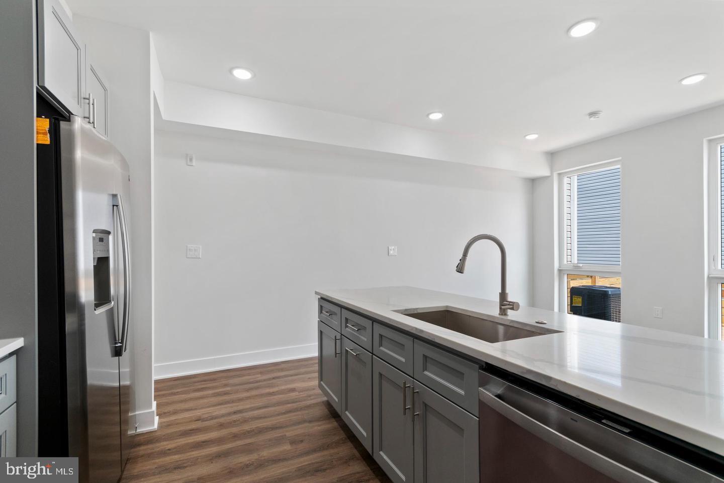321 W Berks St Property Photo 30