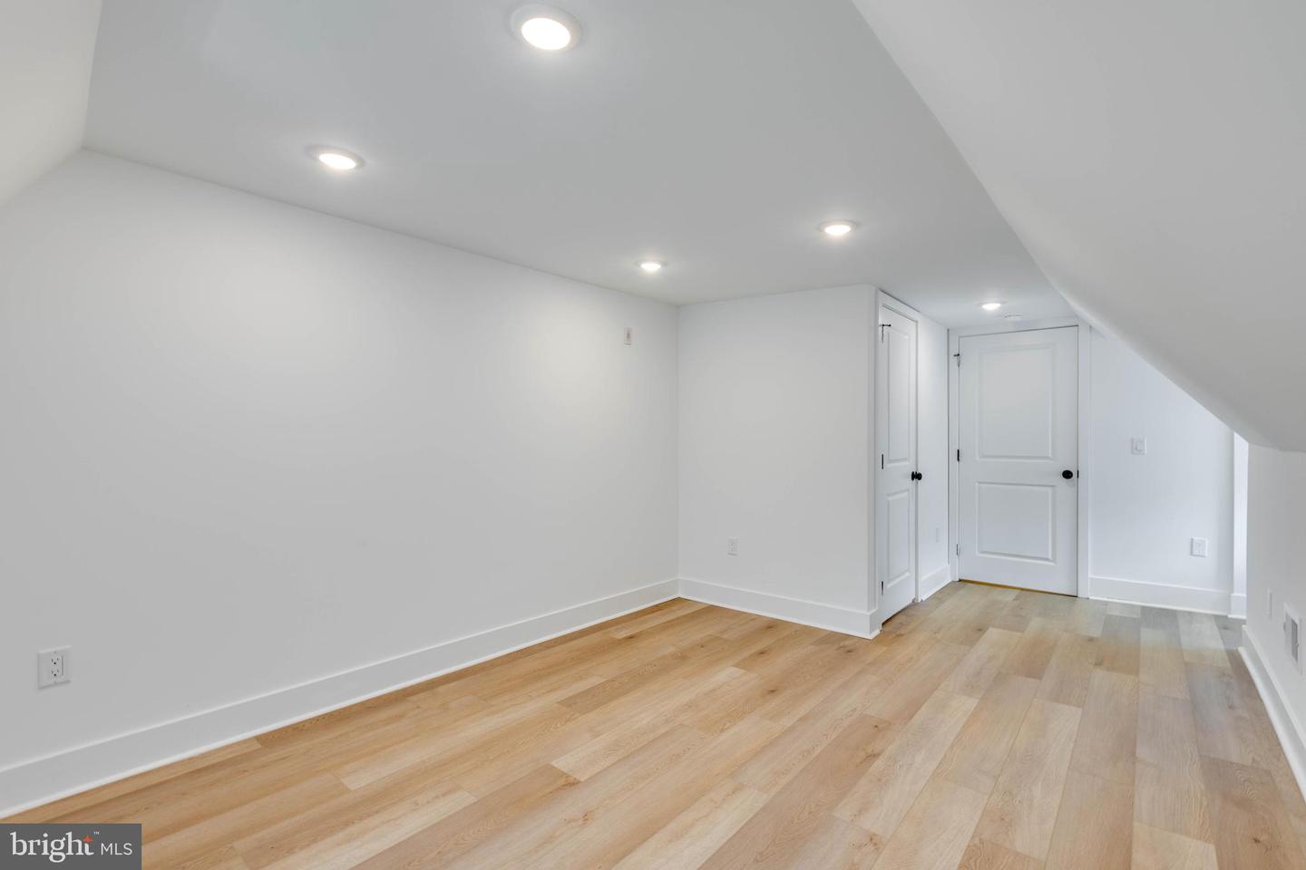 4220 Baltimore Ave Property Photo 38