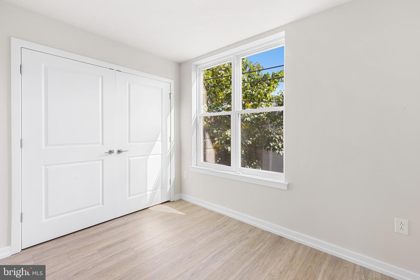 1349 S Corlies St Property Photo 12