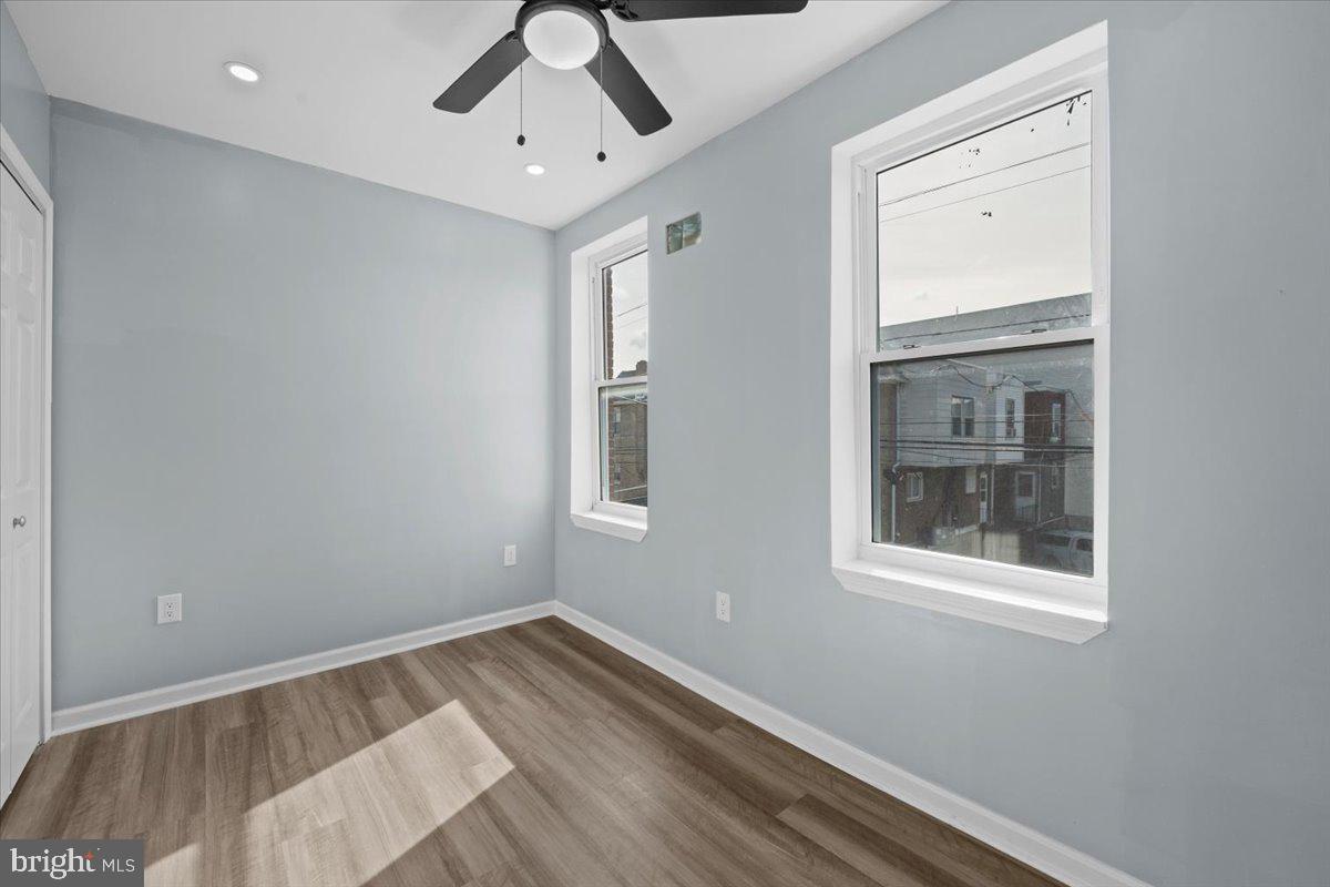 121 S Alden St Property Photo 24