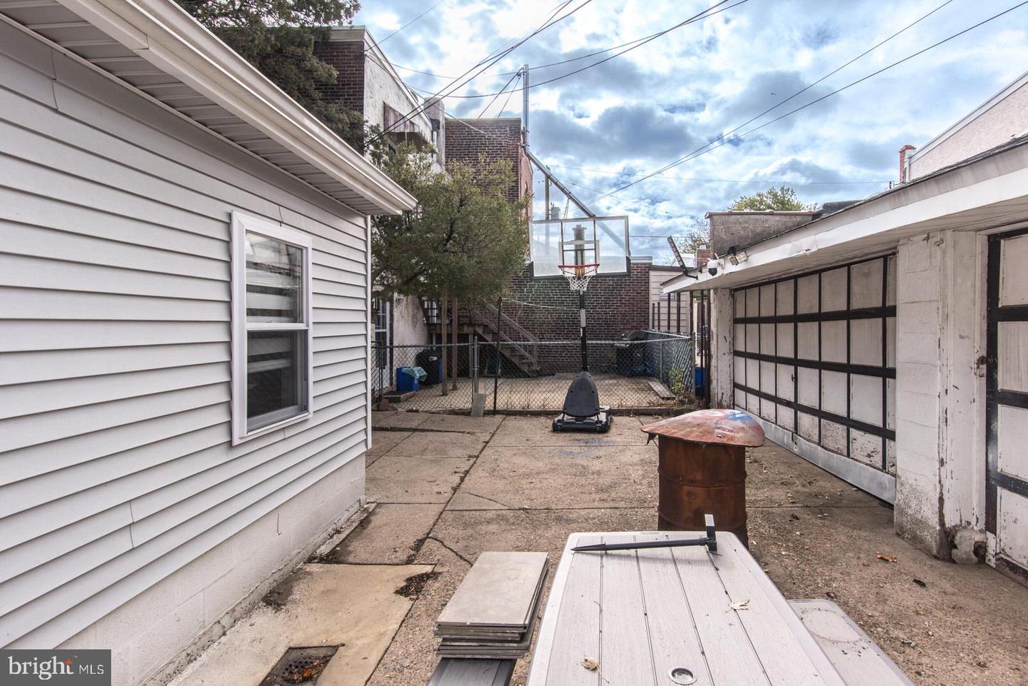2578 Orthodox St Property Photo 59