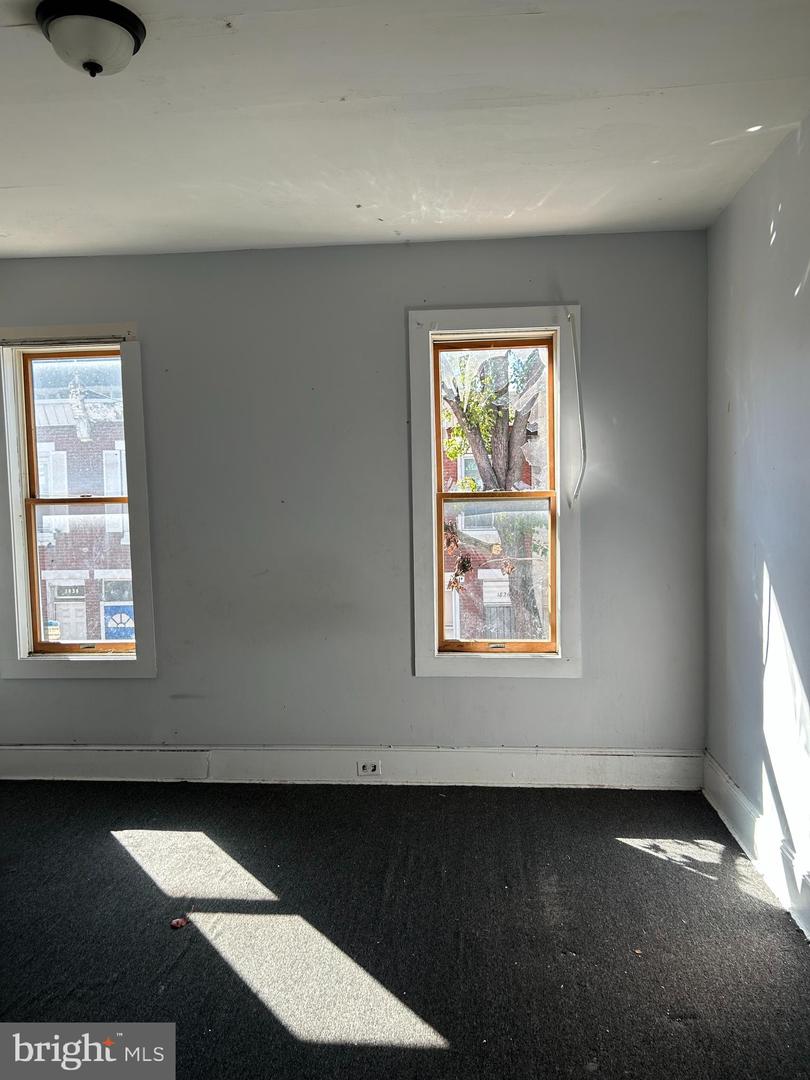1829 E Clementine St Property Photo 17