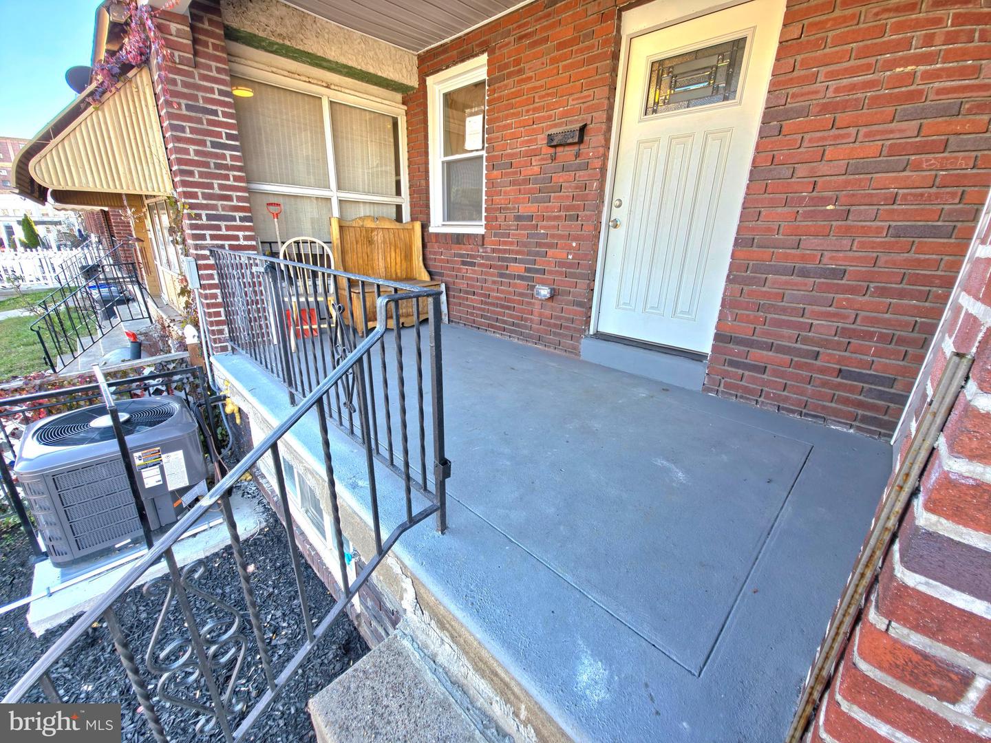 3934 Howland St Property Photo 2