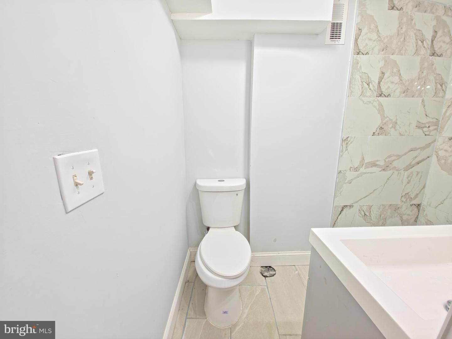 3934 Howland St Property Photo 30