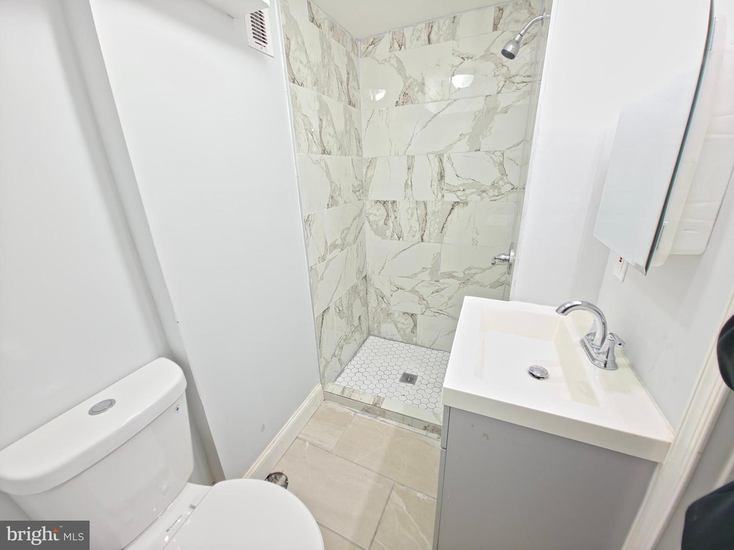 3934 Howland St Property Photo 31