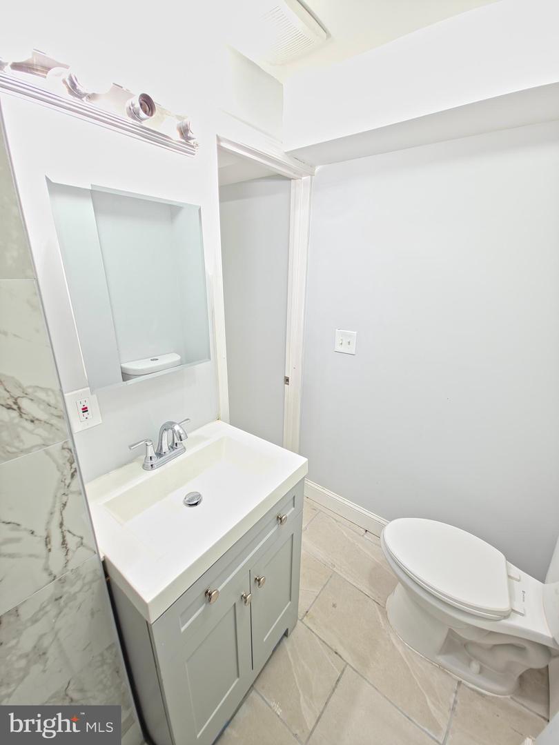 3934 Howland St Property Photo 35