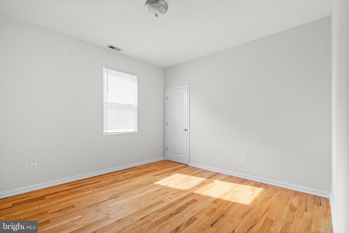 2106 N 17th St Property Photo 56