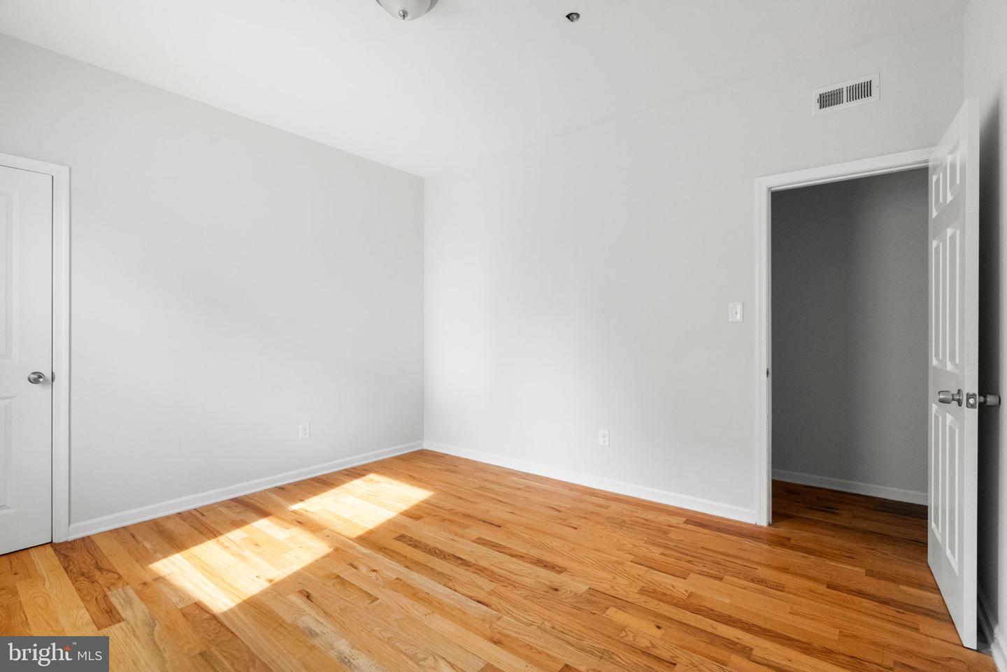 2106 N 17th St Property Photo 57