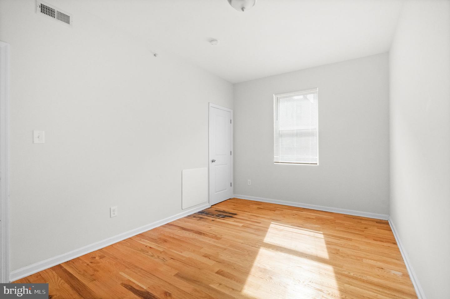 2106 N 17th St Property Photo 63