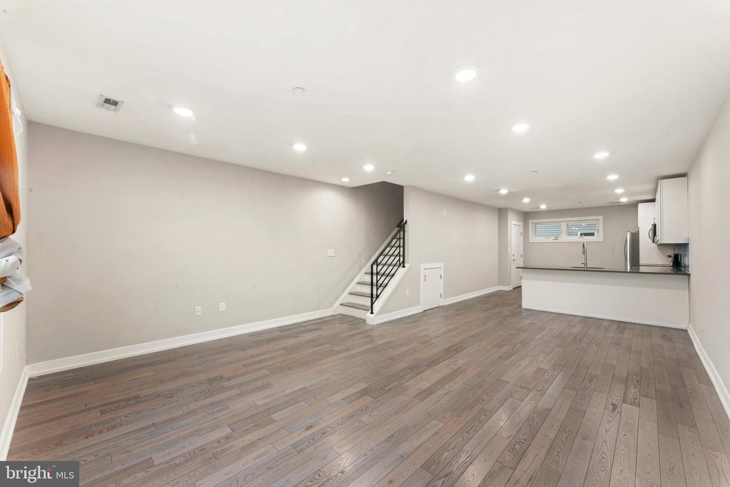 1407-9 N 8th St #a1 Property Photo 3