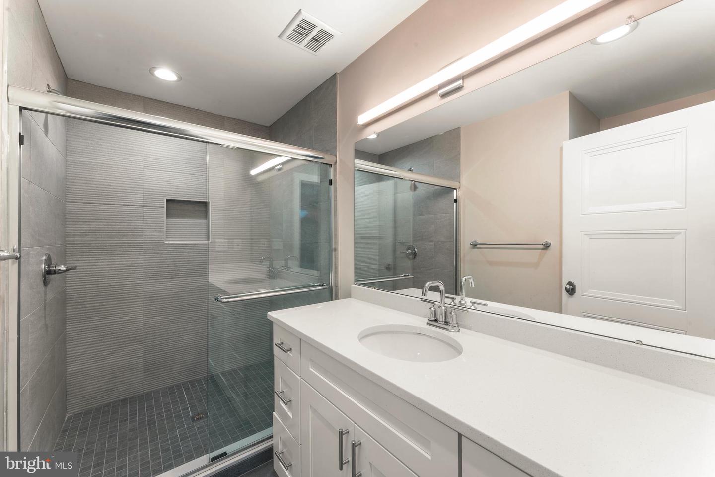 1407-9 N 8th St #a1 Property Photo 19