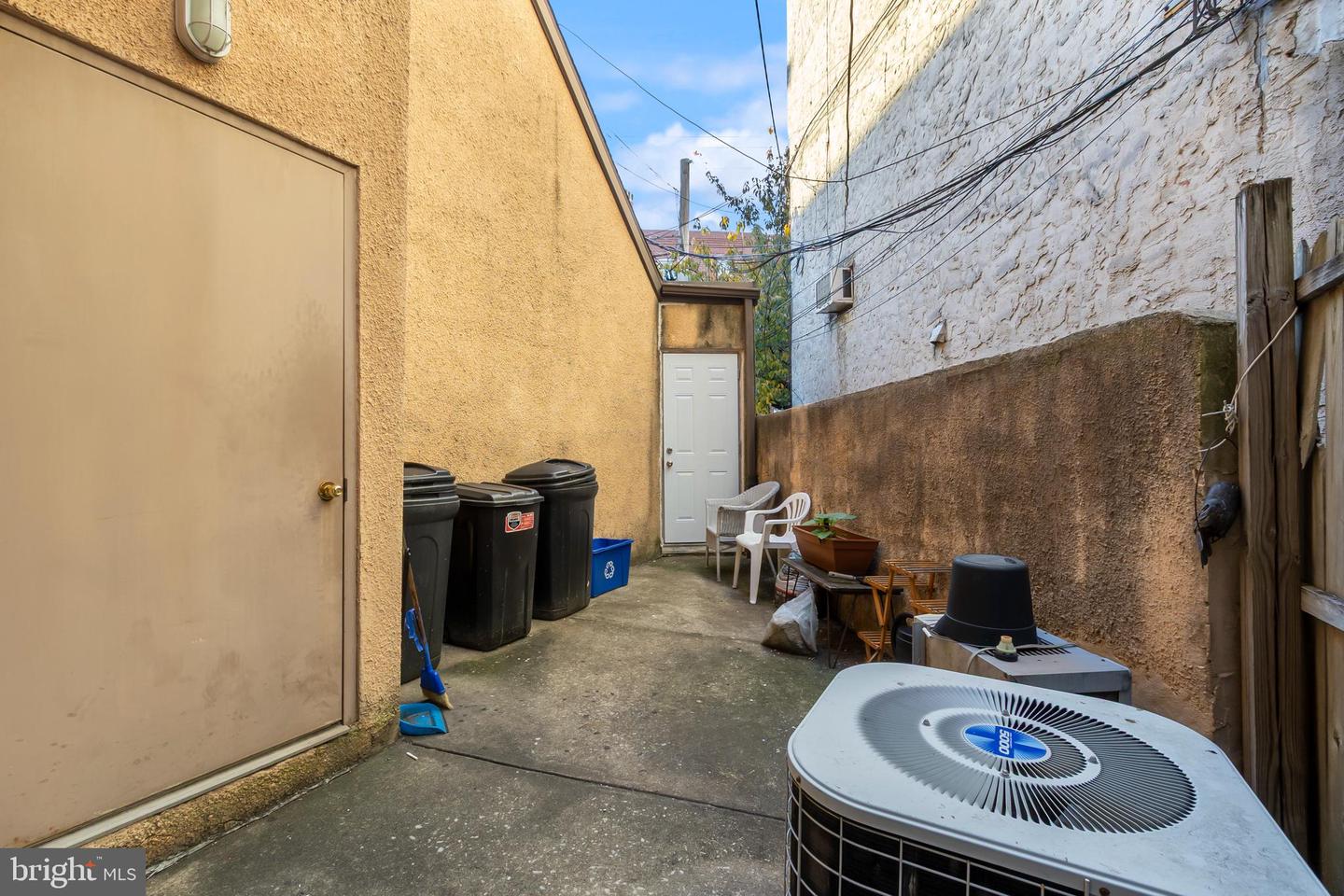 1816-18 E Passyunk Ave Property Photo 44