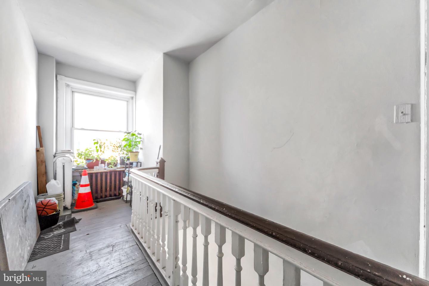 5853 Market St Property Photo 11