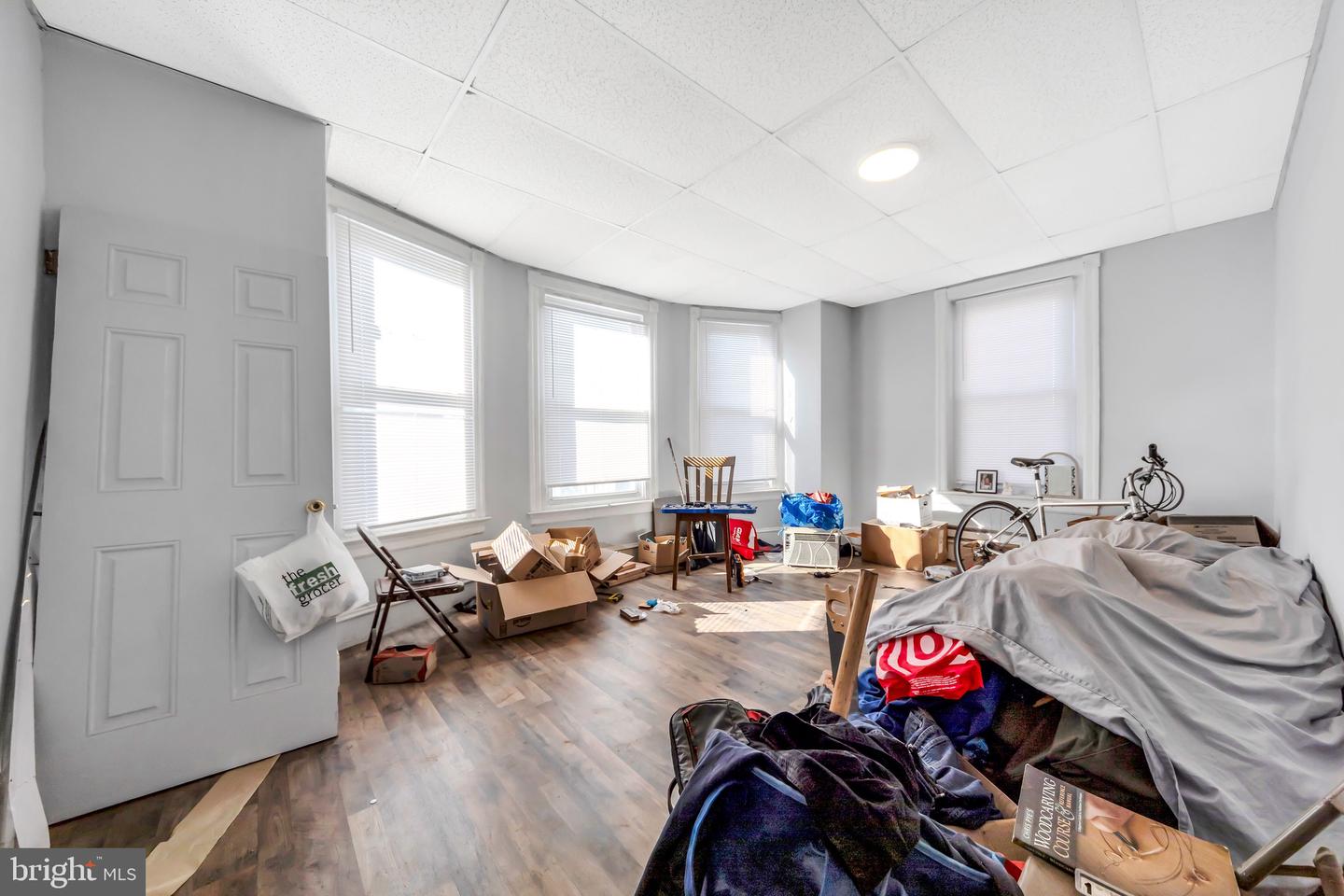 5853 Market St Property Photo 16