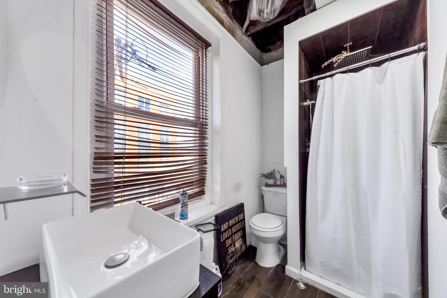 5853 Market St Property Photo 20