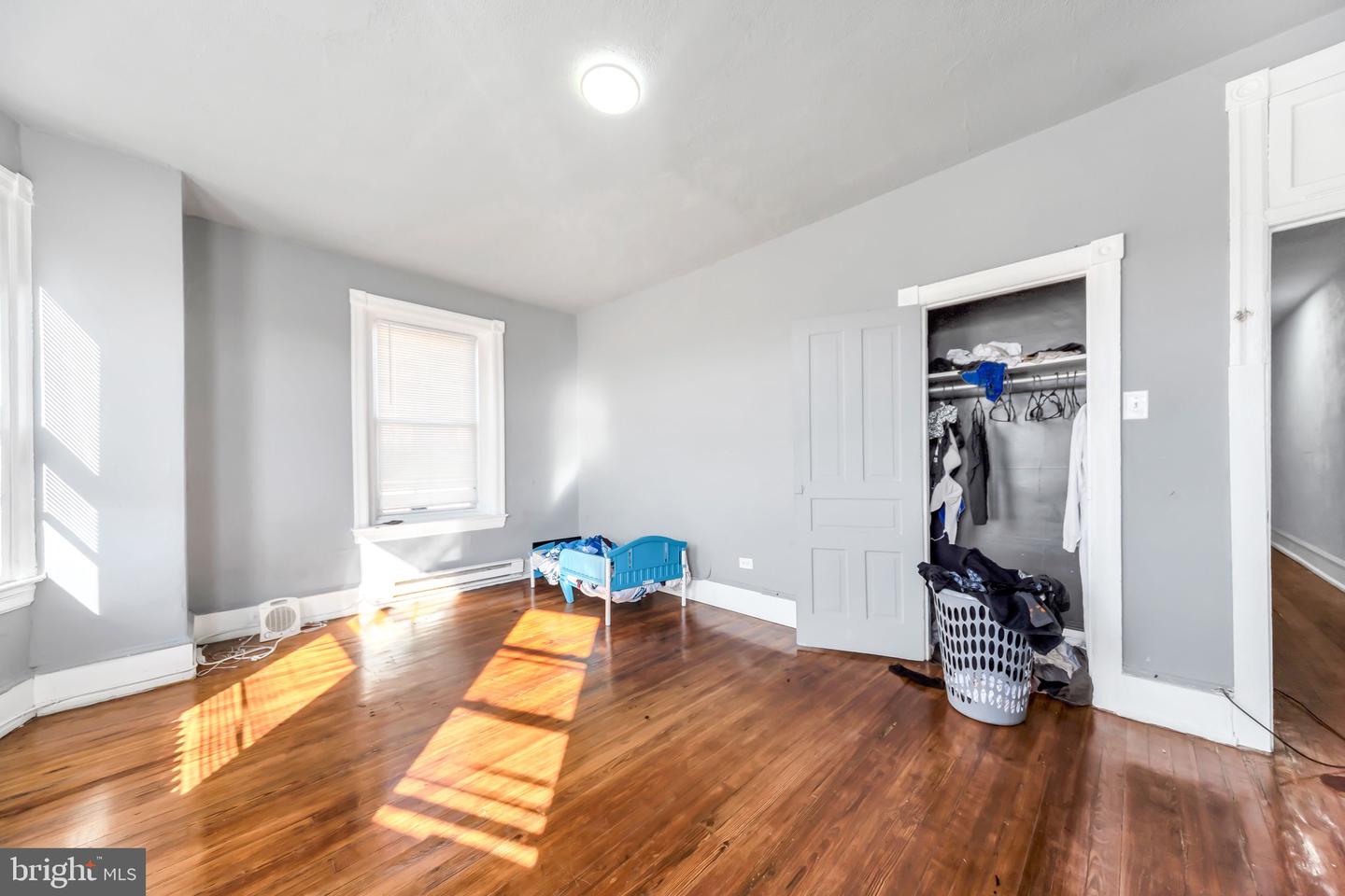 5853 Market St Property Photo 31
