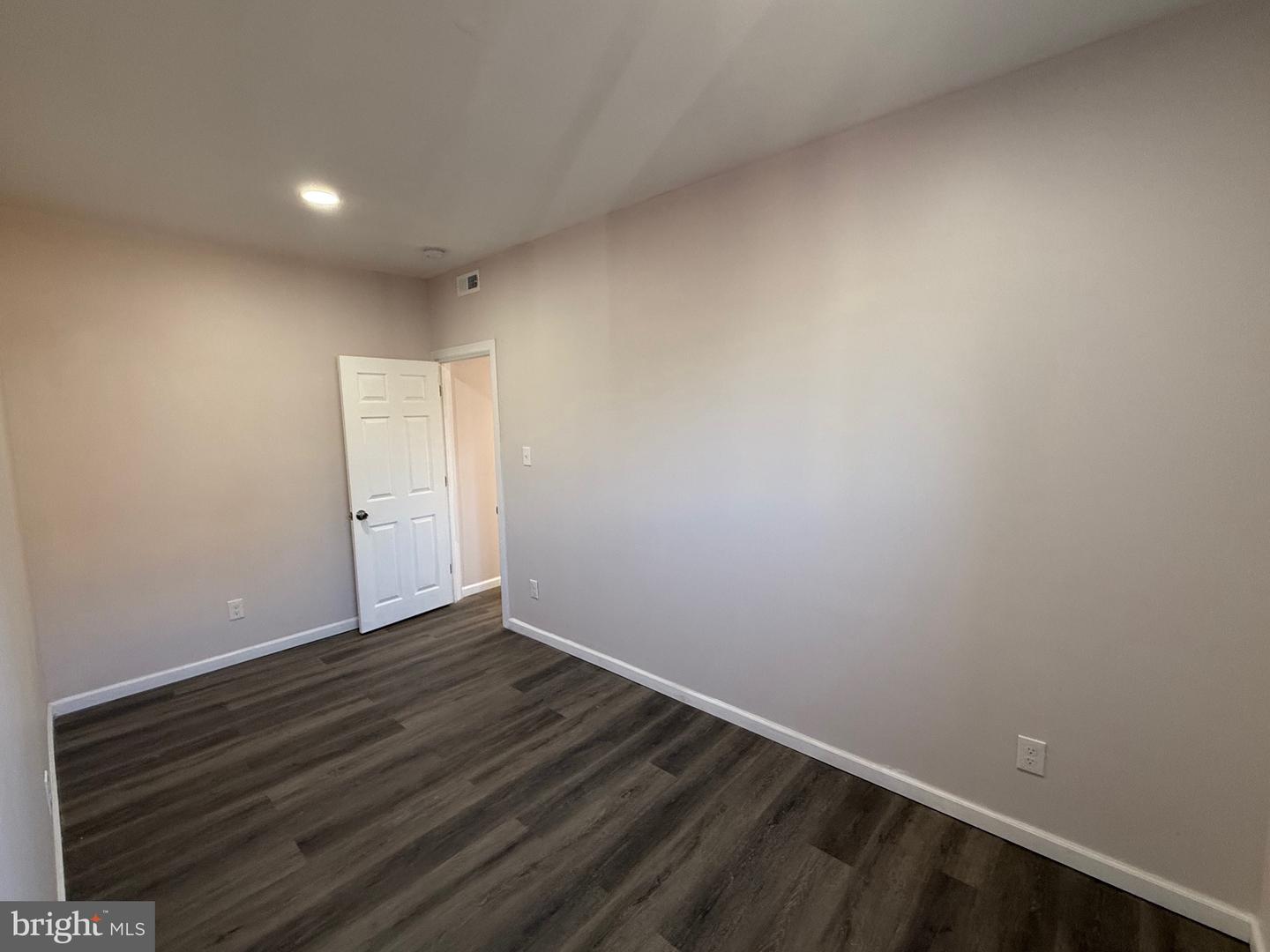 2537 E Auburn St #2 Property Photo 11